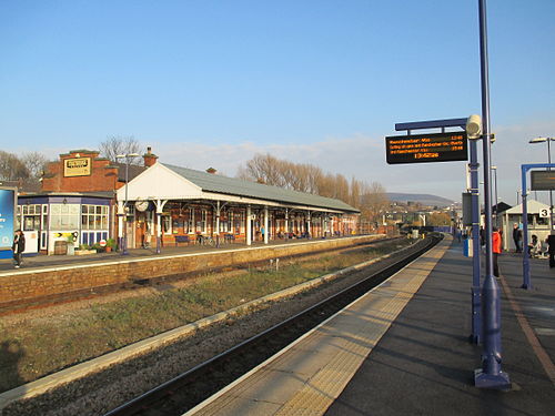 Stalybridge railway station